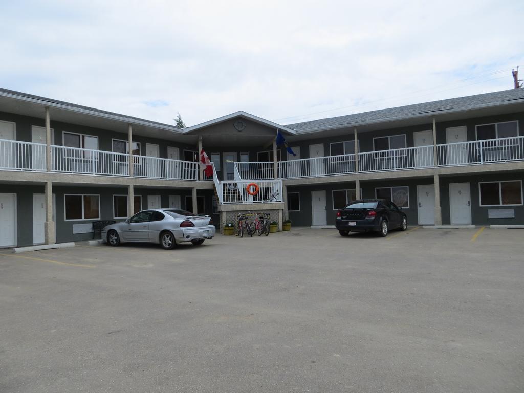 Shoreside Inn & Suites Wabamun Exterior foto